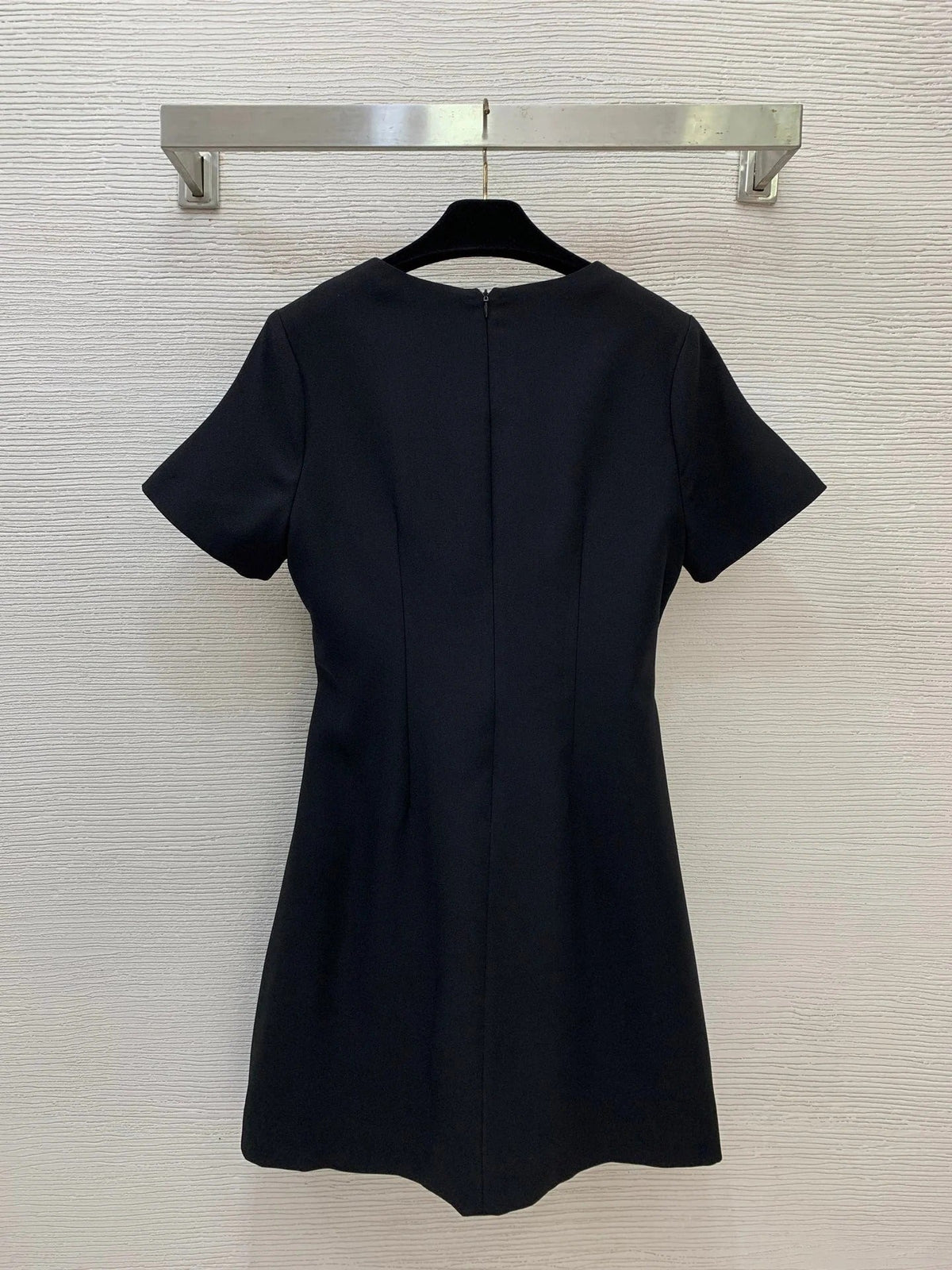 Chanel Slim-Fit Round Neck Short-Sleeved Dress In Polyester 367147