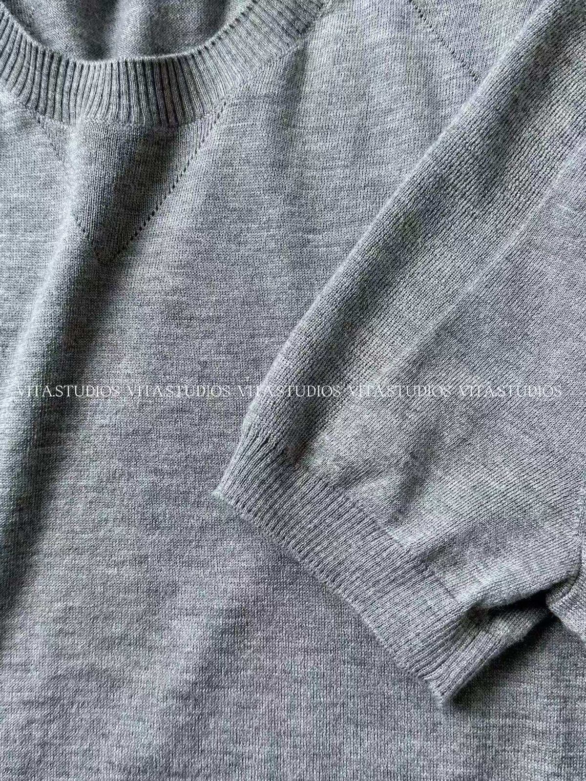 Chanel 26 Crew Neck Knit Short-Sleeve T-Shirt Gray in Cashmere 279386
