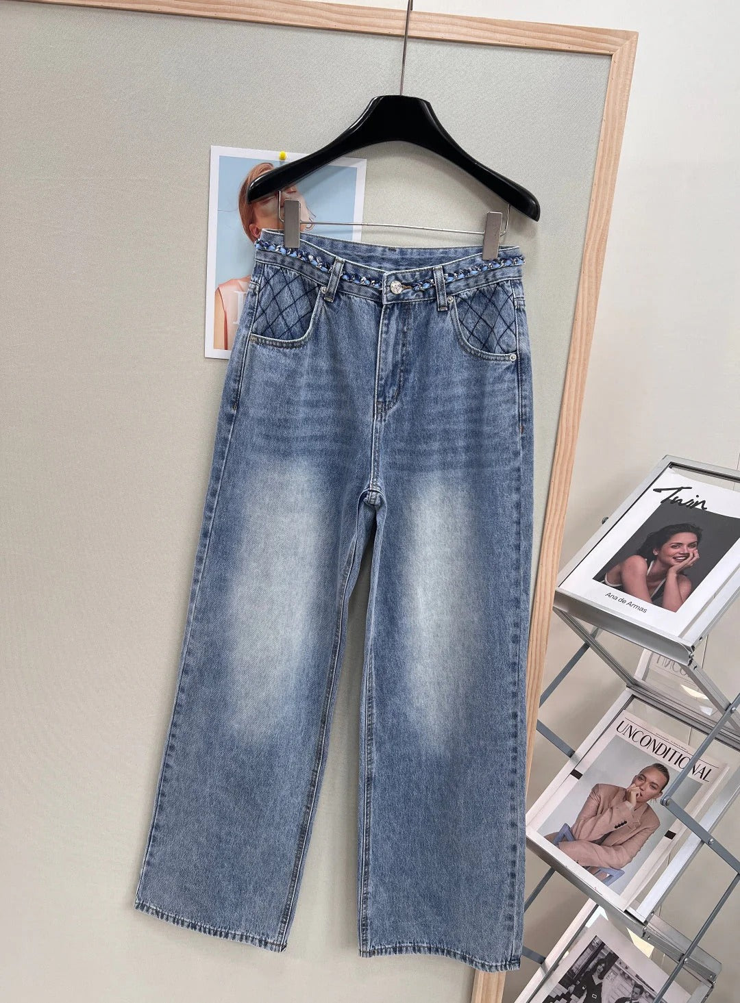 Chanel 26 Straight-leg Jeans Blue in Cotton 305576