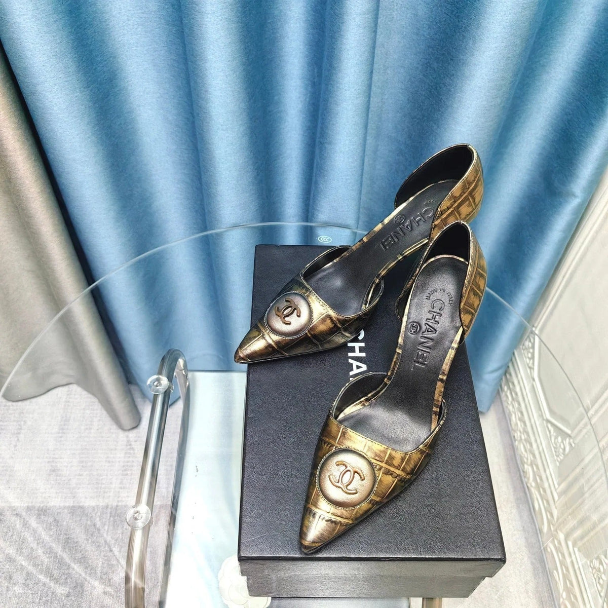 Chanel Pointed-Toe Vintage High Heels 70mm Bronze Yellow in Calfskin 712469