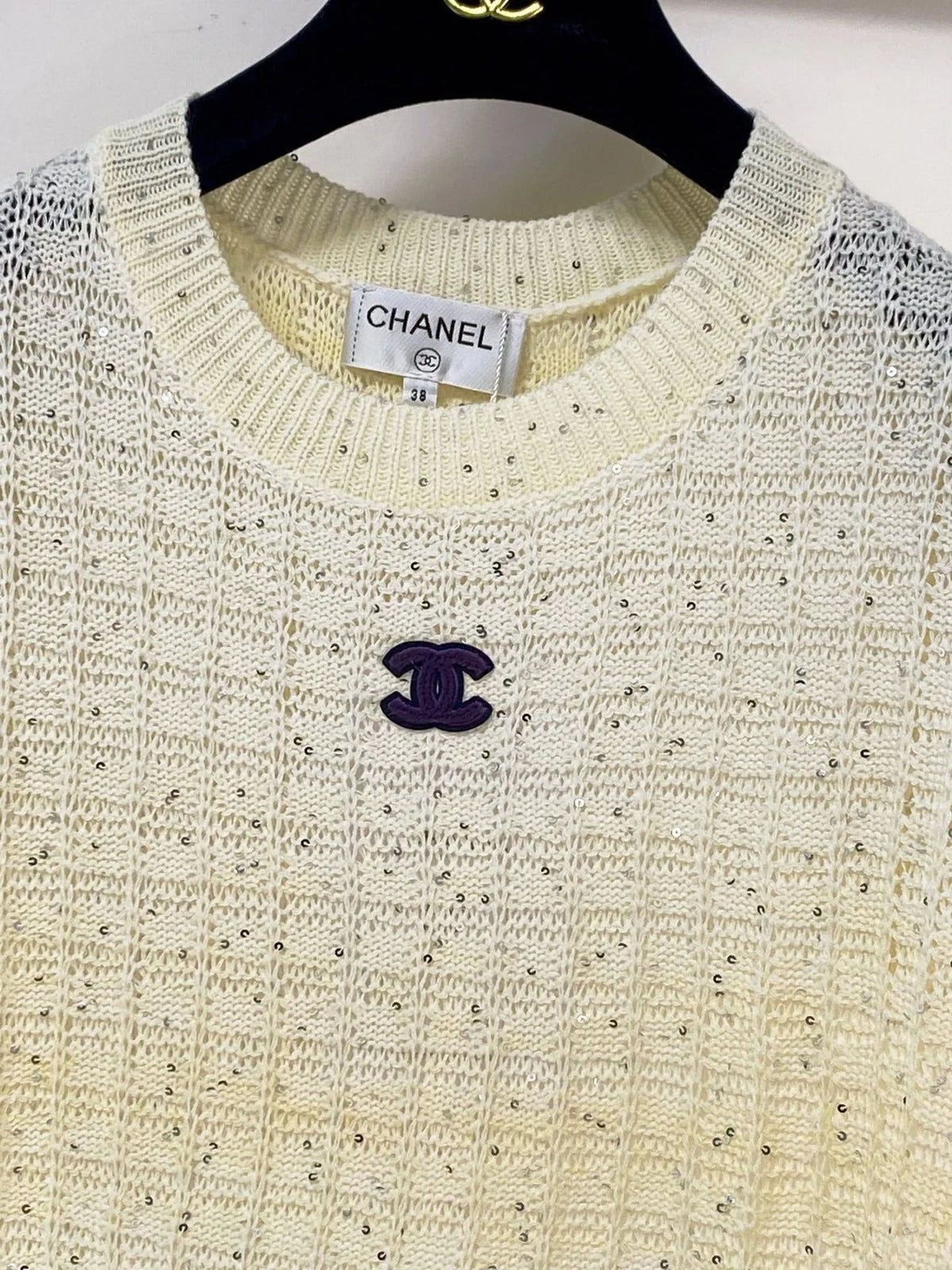 Chanel Short-Sleeve T-Shirt Light Yellow in Wool 283191