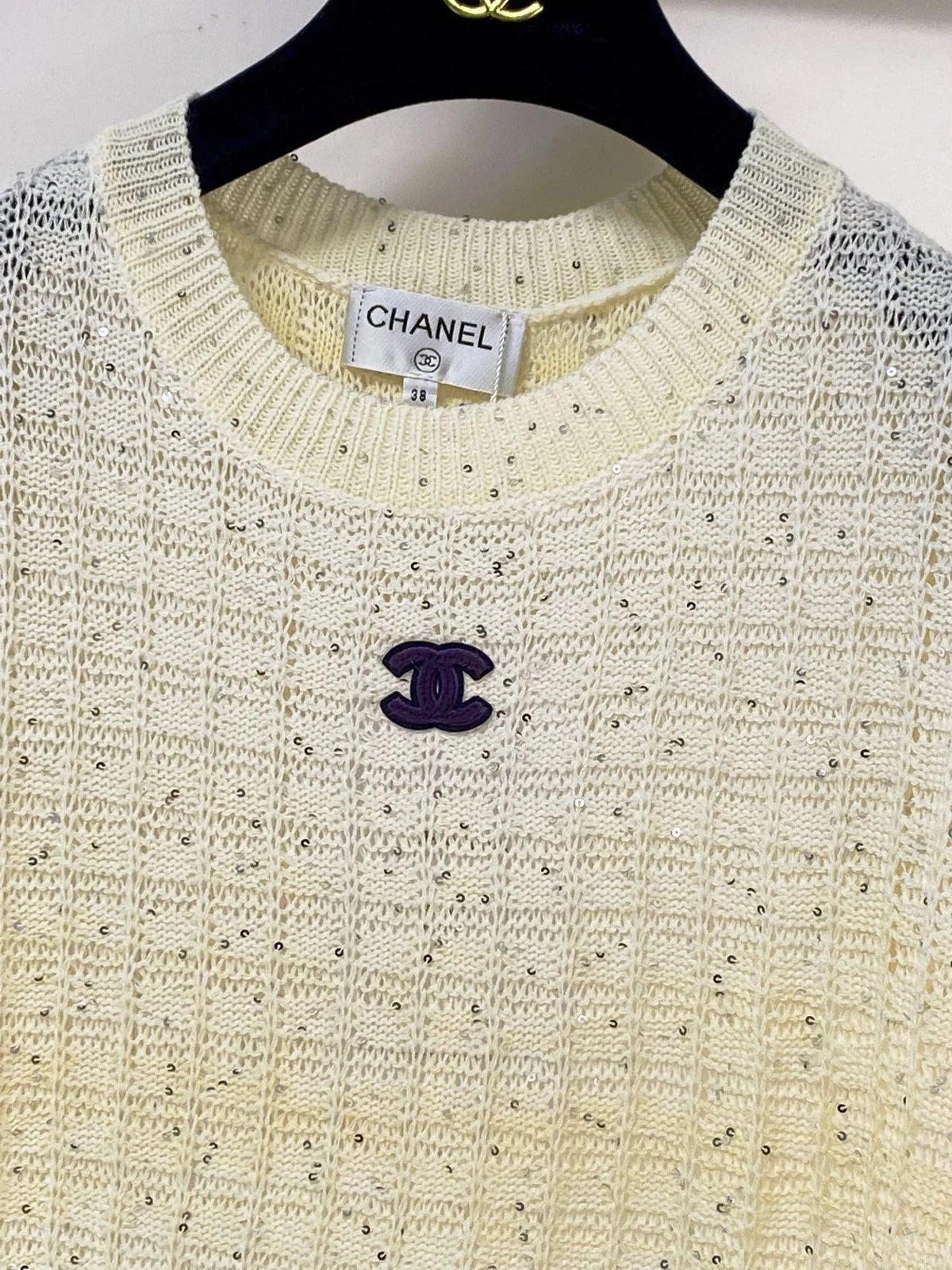 Chanel Short-Sleeve T-Shirt Light Yellow in Wool 283191