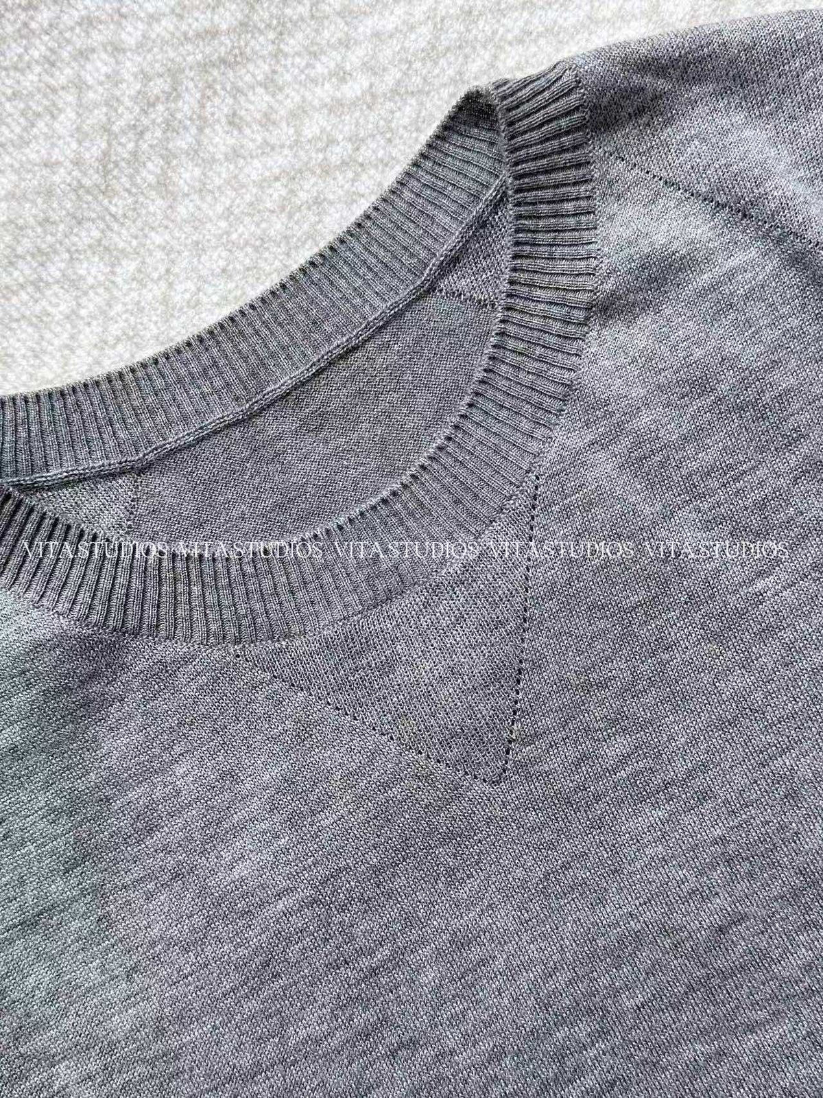 Chanel 26 Crew Neck Knit Short-Sleeve T-Shirt Gray in Cashmere 279386