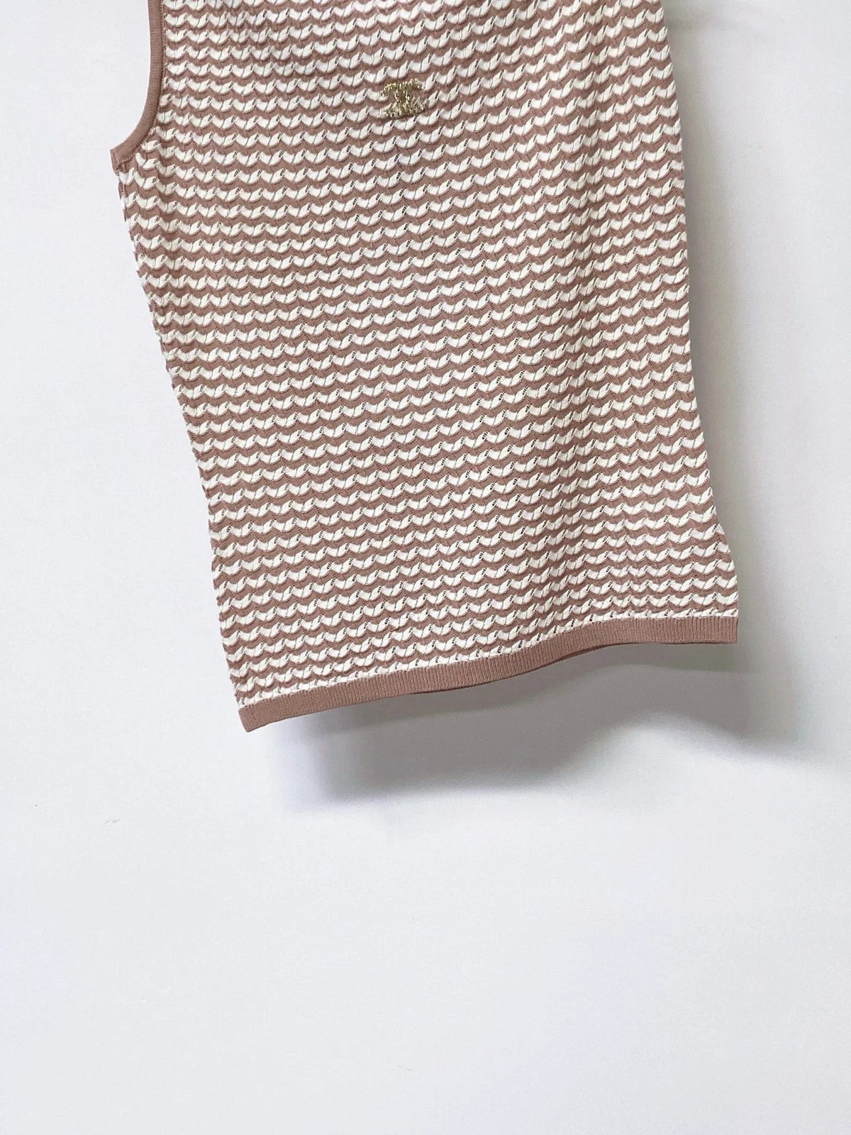 Chanel 26 Vest Light Brown in Wool 278138