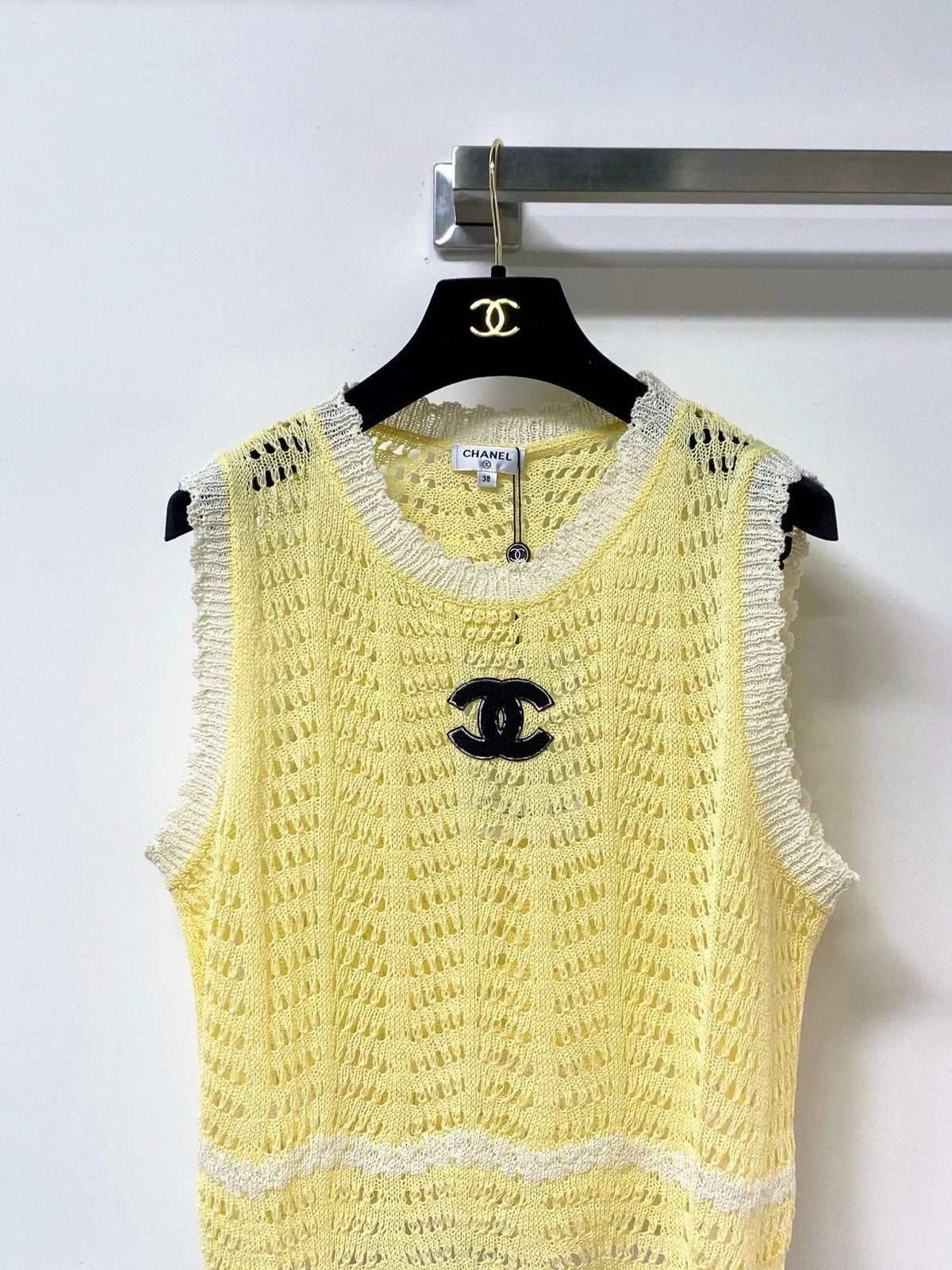 Chanel Vest Yellow in Nitrile Cotton 278195