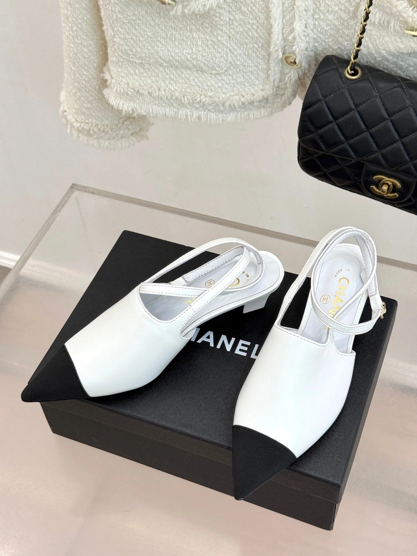 CC Pointed Toe Kitten Heel 30 Open Back Sandals White in Cowhide 706381
