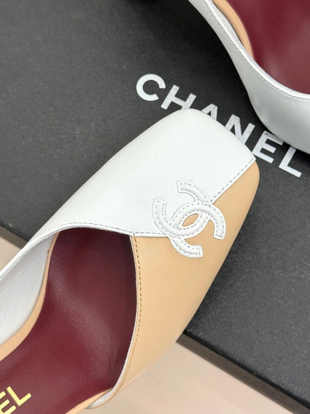 Chanel 26S Slingback 85mm Beige White in Cowhide 706355