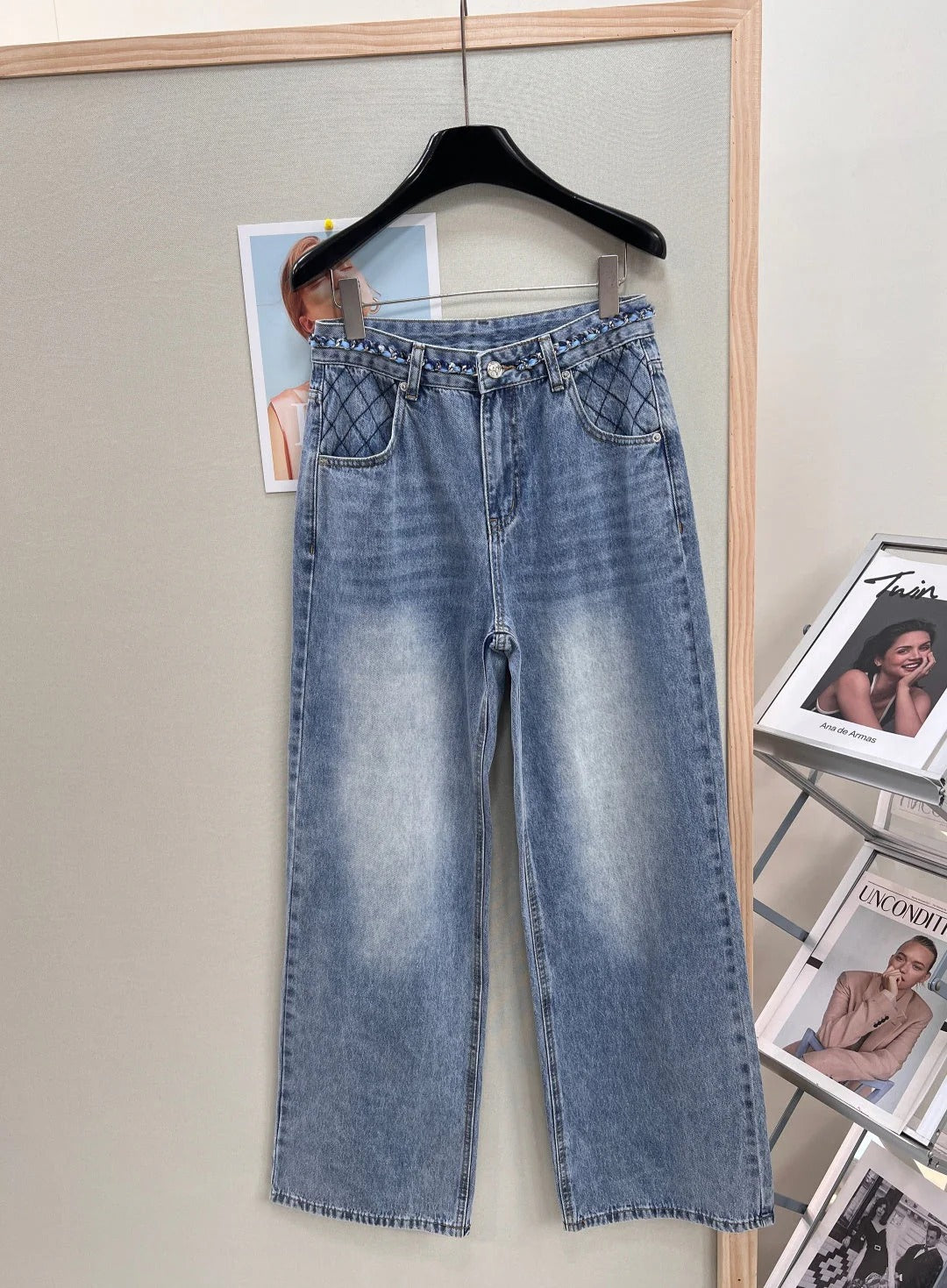 Chanel 26 Straight-leg Jeans Blue in Cotton 305576