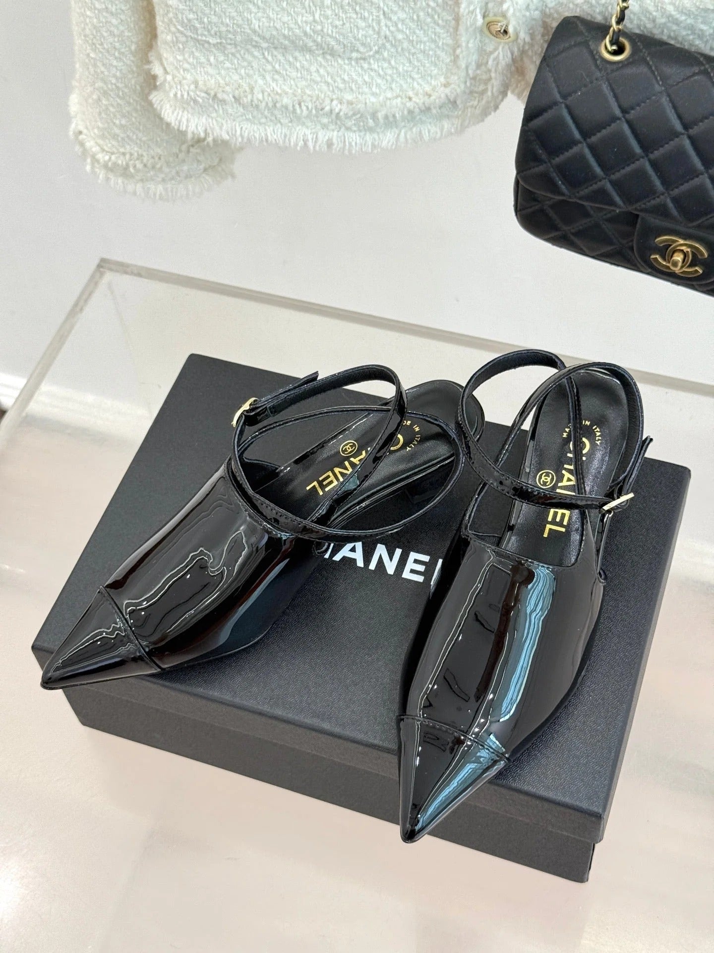 CC Pointed Toe Kitten Heel 30 Open Back Sandals Black in Patent Leather 706378