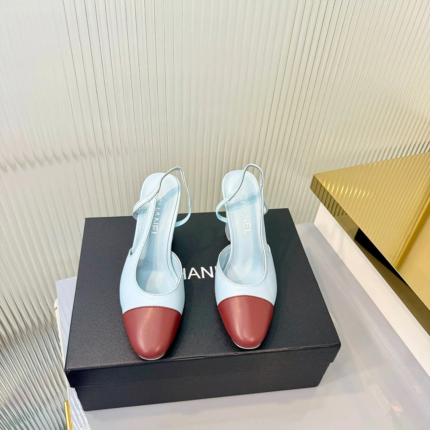 CC 26 Slingback High Heel 9cm Light Blue Burgundy Lambskin 714016