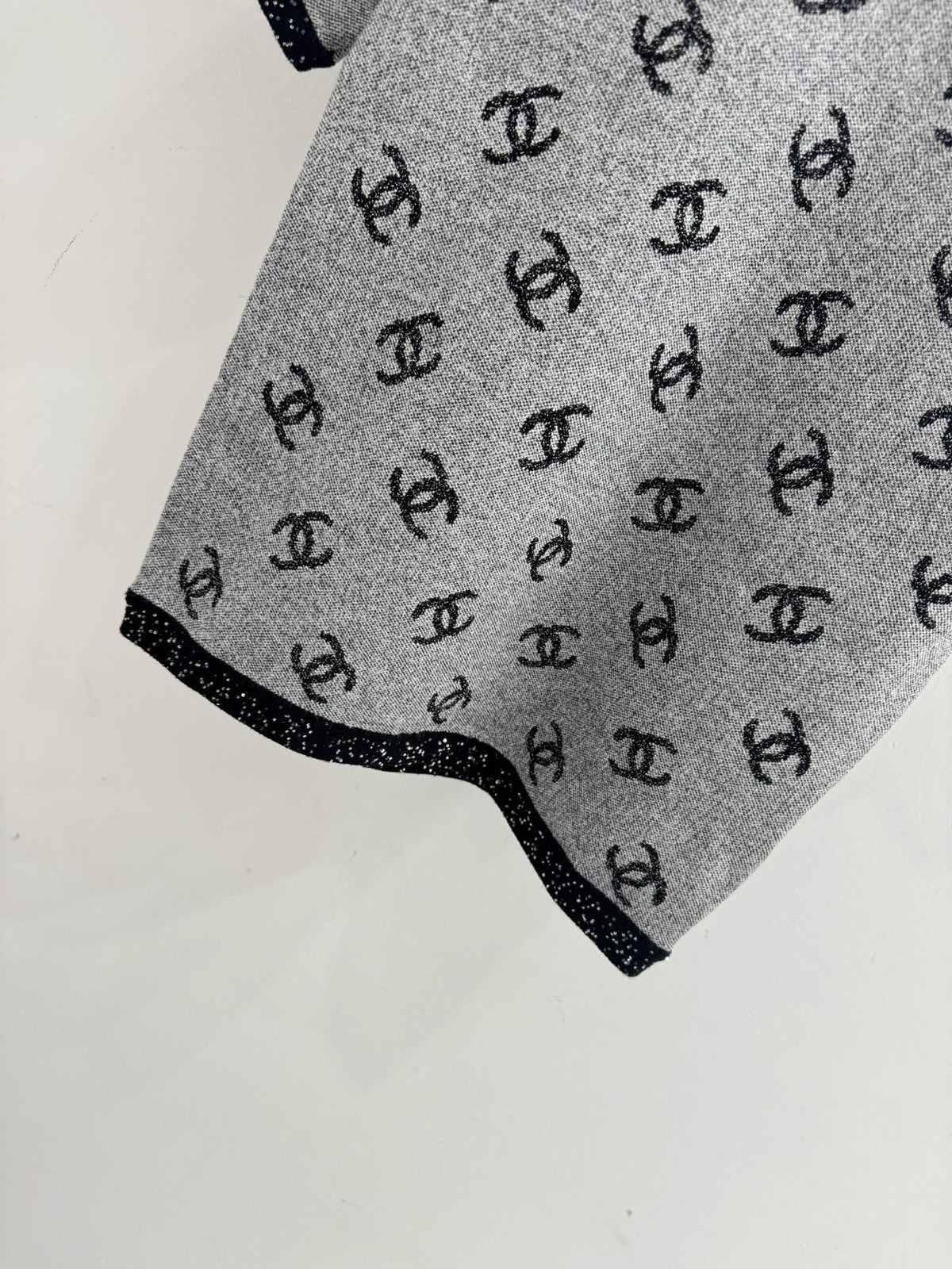Chanel 26 Grey Knit Top Gray in Viscose 327141