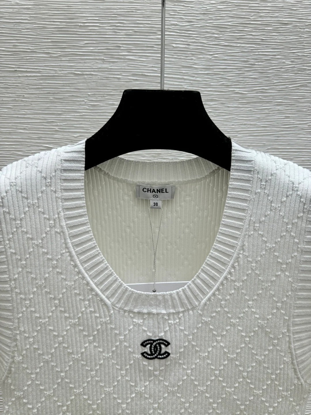 Chanel 2026 Round Neck Knitted Vest Viscose Polyamide 170631