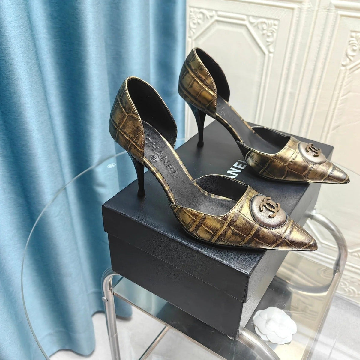 Chanel Pointed-Toe Vintage High Heels 70mm Bronze Yellow in Calfskin 712469