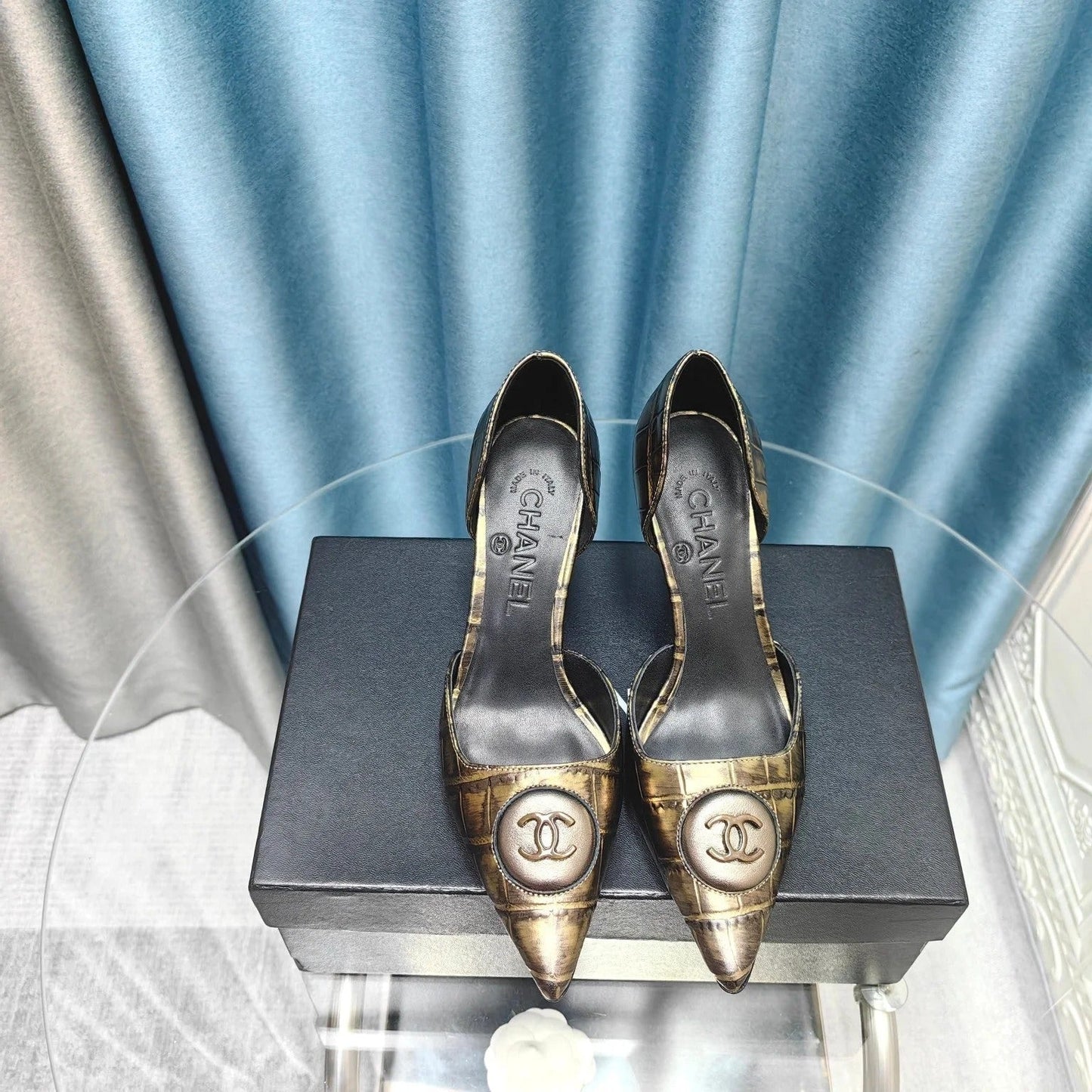 Chanel Pointed-Toe Vintage High Heels 70mm Bronze Yellow in Calfskin 712469