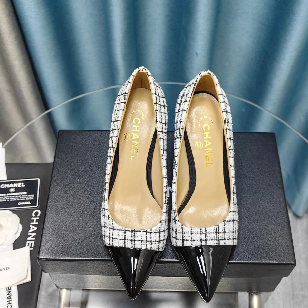 Chanel 26 Pointed Toe 85mm Pearl White in Coarse Tweed 712806