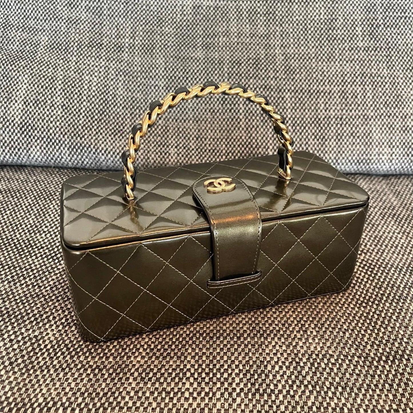 Chanel 2026 Vintage Large Rectangular Box Vanity Case 22cm Patent Calfskin