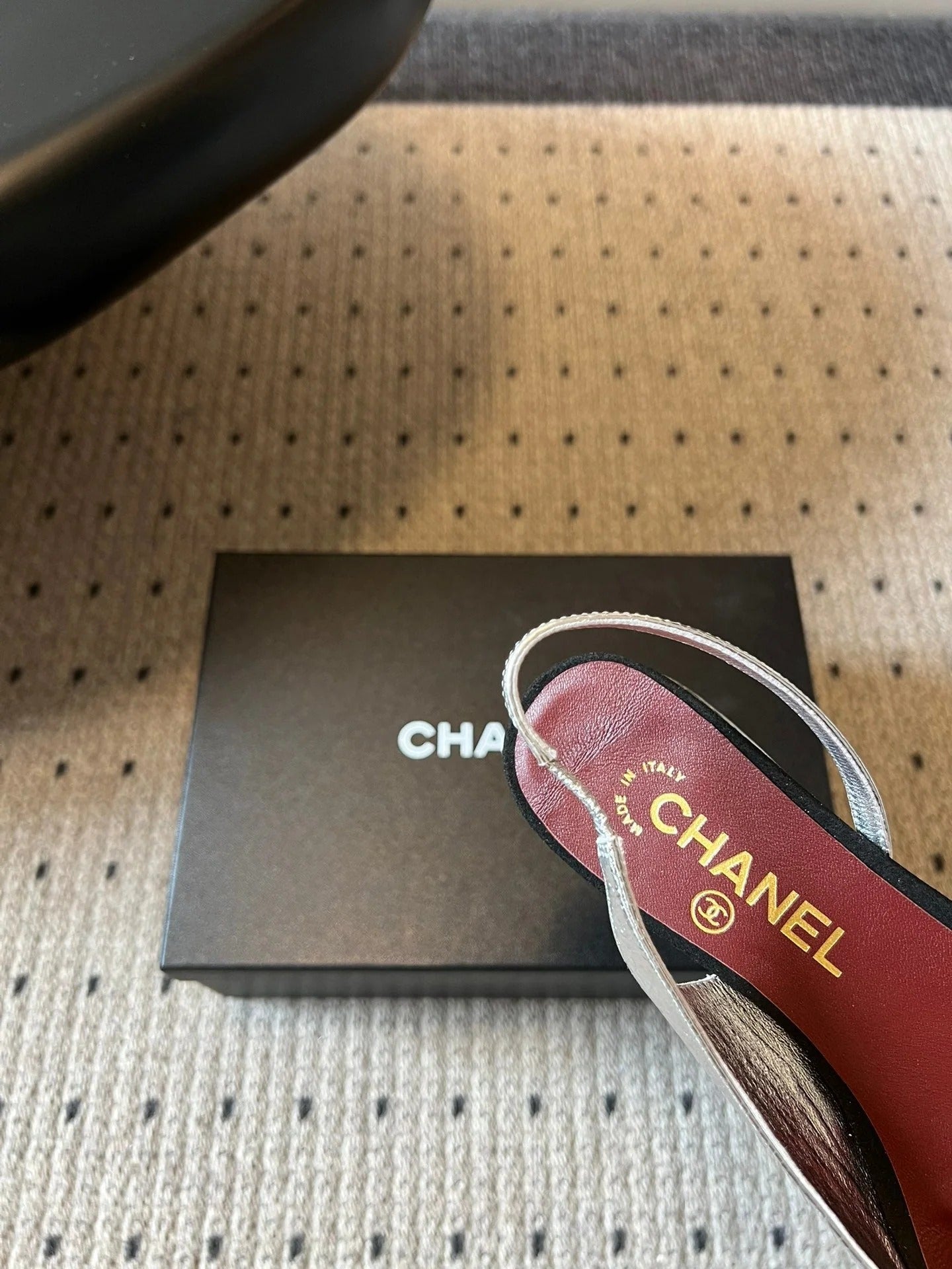 Chanel 26SS Color-Blocked Slingback Silver Black in Lambskin 708085