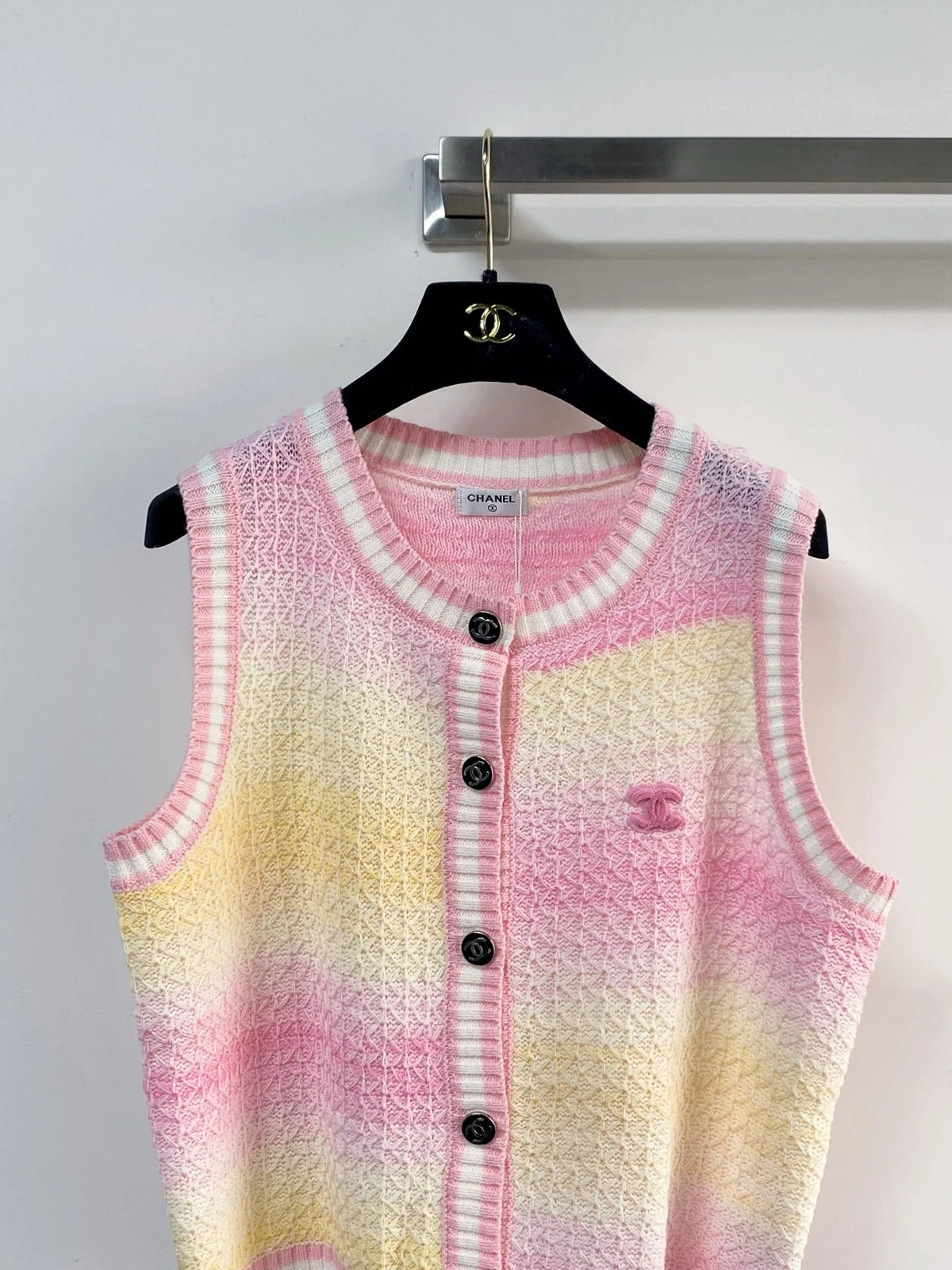 Chanel 2026 Vest Yellow Pink Tencel 215543