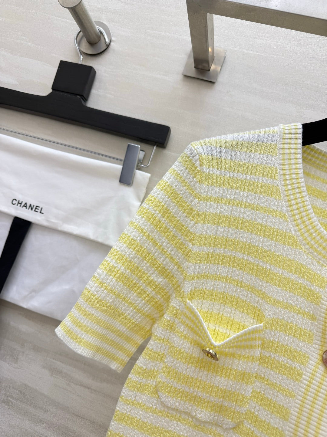 CC 26s Striped Short-Sleeved Top Creamy Yellow White Knit 397045