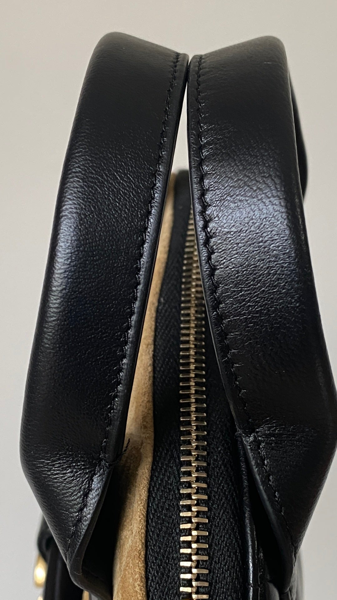 CC Clutch with chain 18 black brown suede calfskin