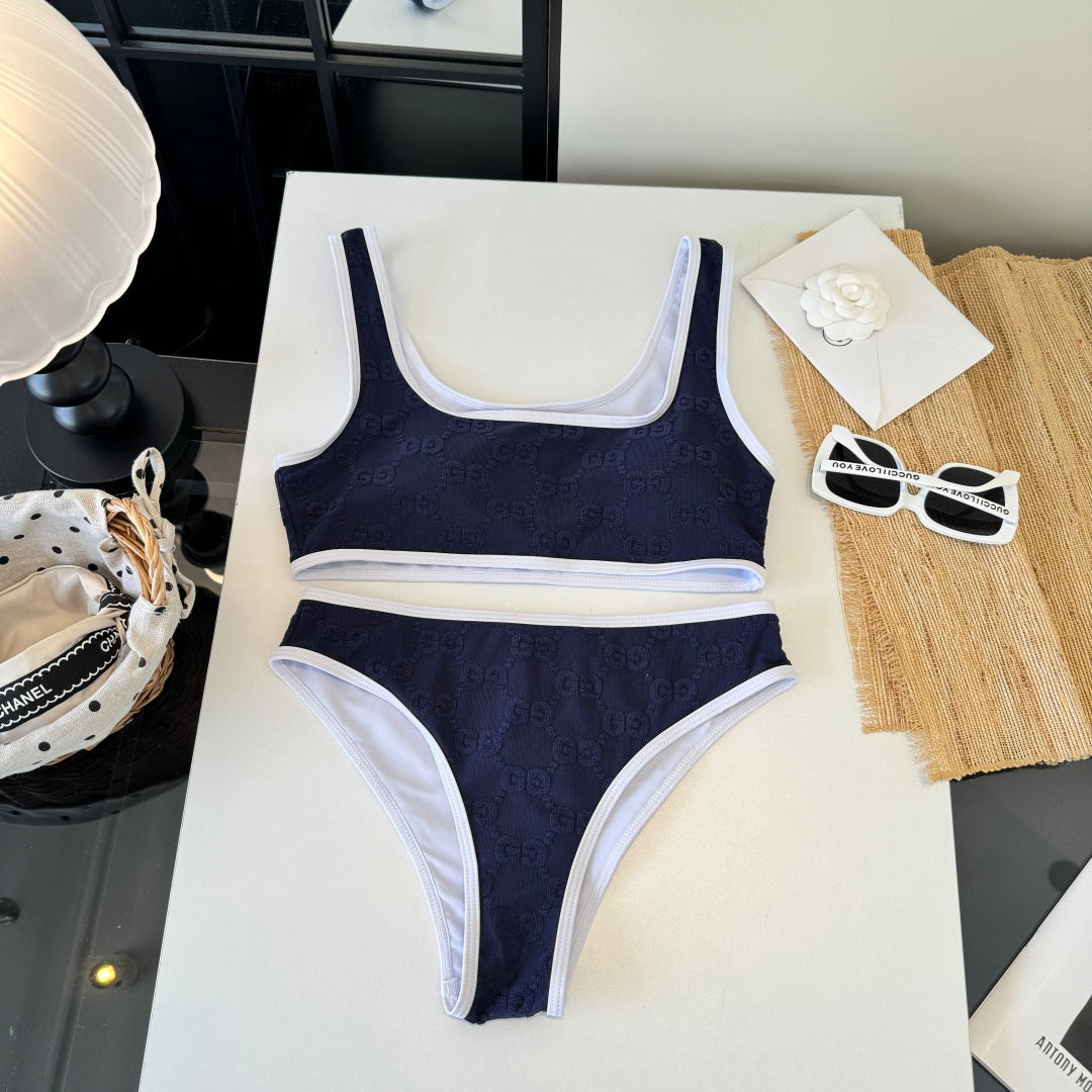 Gucci 26s Two-Piece Navy Blue Cotton 184237