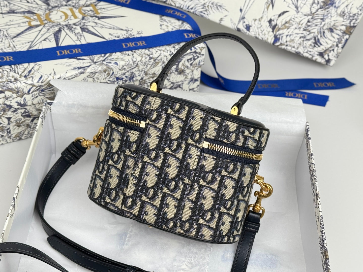CD  Signature Vanity Case 16cm Blue Jacquard
