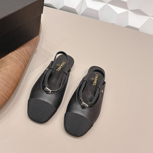 CC 26s Round-Toe Open-Back Flats Black Fabric Leather 613254