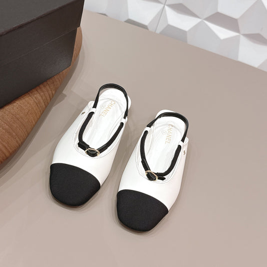 CC 26s Round-Toe Open-Back Flats Black White Fabric Leather 613257