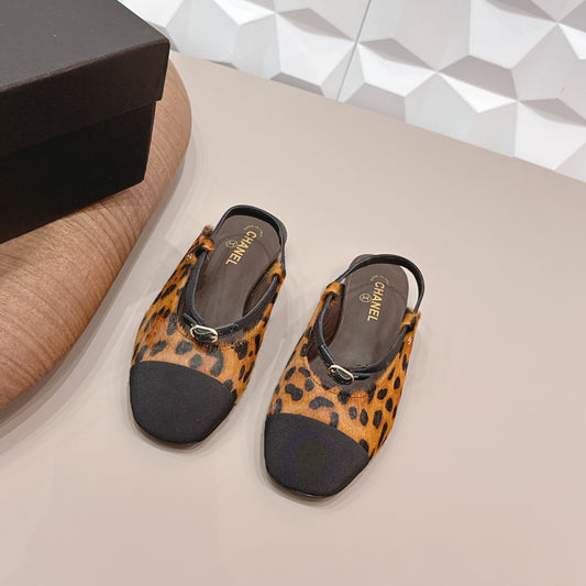CC 26s Round-Toe Open-Back Flats Black Brown Fabric Horsehair 613258