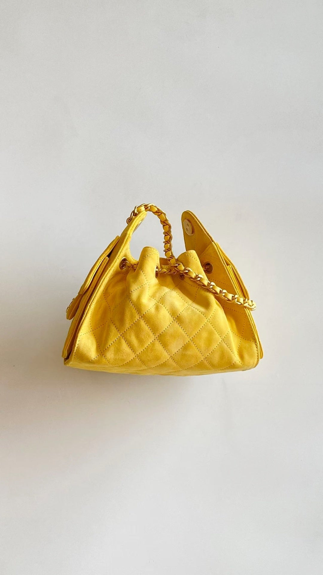Chanel 25 Hobo Bag 22cm Yellow Gold Suede