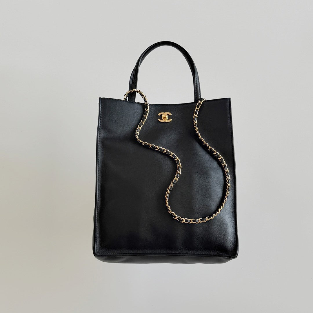 CC Métiers d’art 2026 Small Shopping Bag Black Calfskin