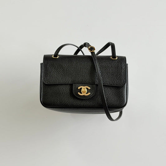 CC 26s Flap Bag Mini 20cm Black Cowhide