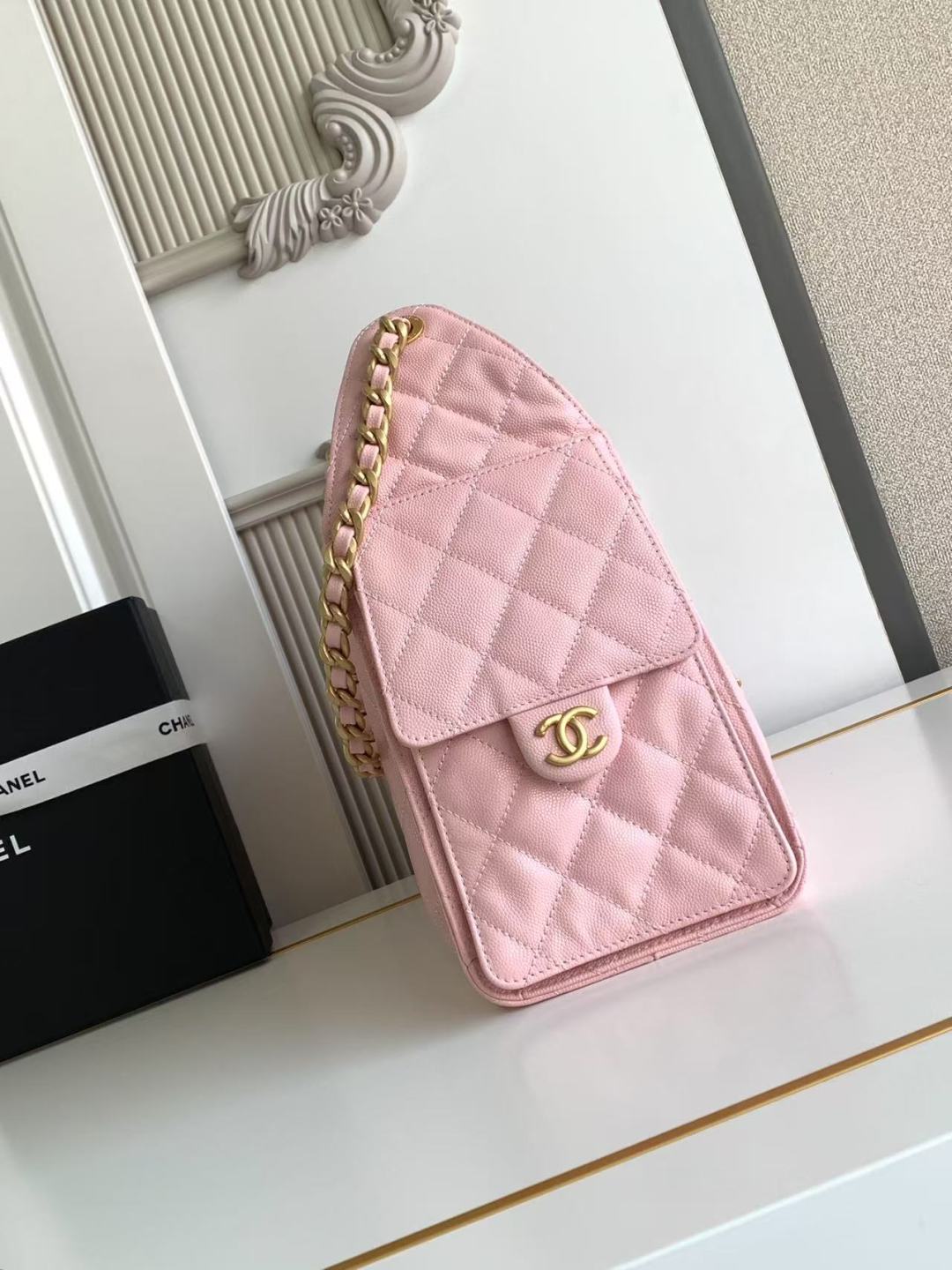 CC 25C Hobo Bag 30cm Pink Grained Calfskin