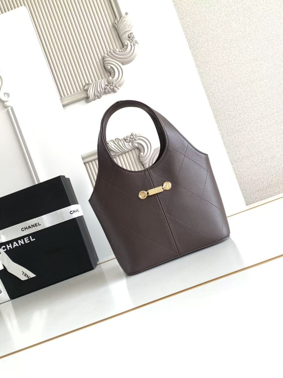 Chanel 2026 Basket Hobo Bag 27.5cm Coffee Calfskin
