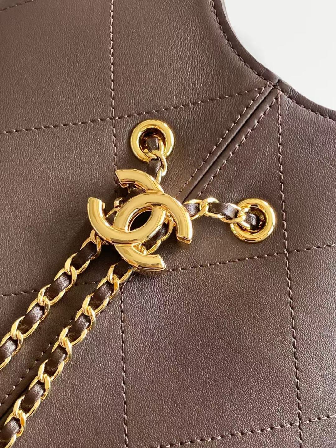 Chanel 2026 Basket Hobo Bag 27.5cm Coffee Calfskin