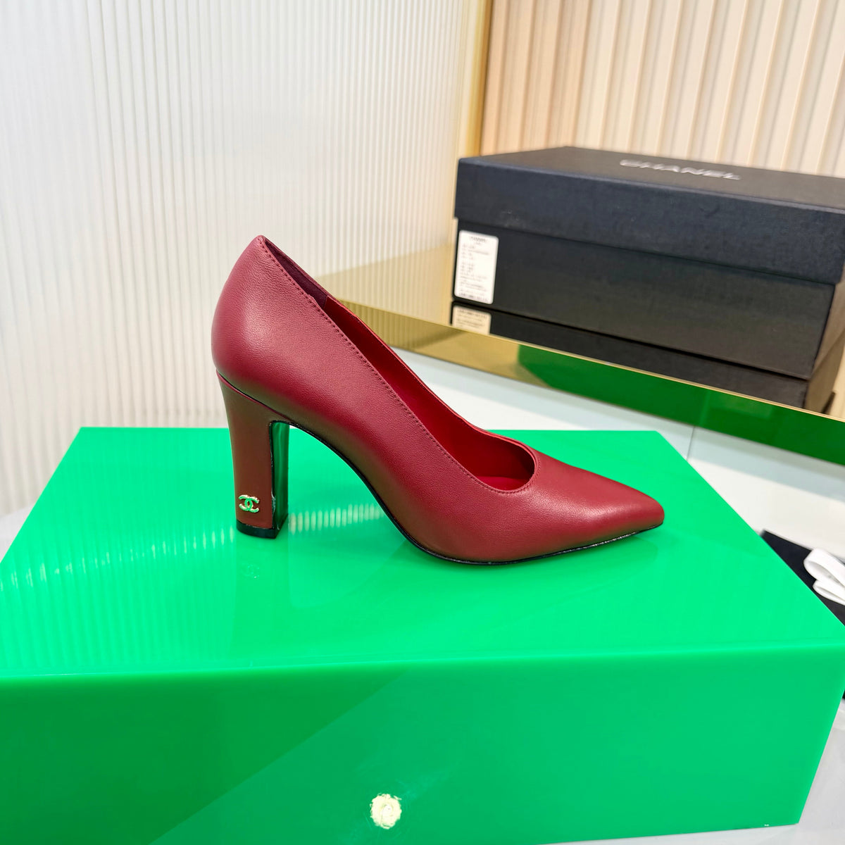 CC 26s Pumps 8.5cm Black Lambskin 924309
