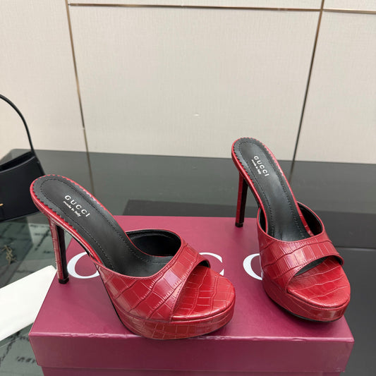 GG 26s Sandal 12cm Burgundy Embossed Leather 828215