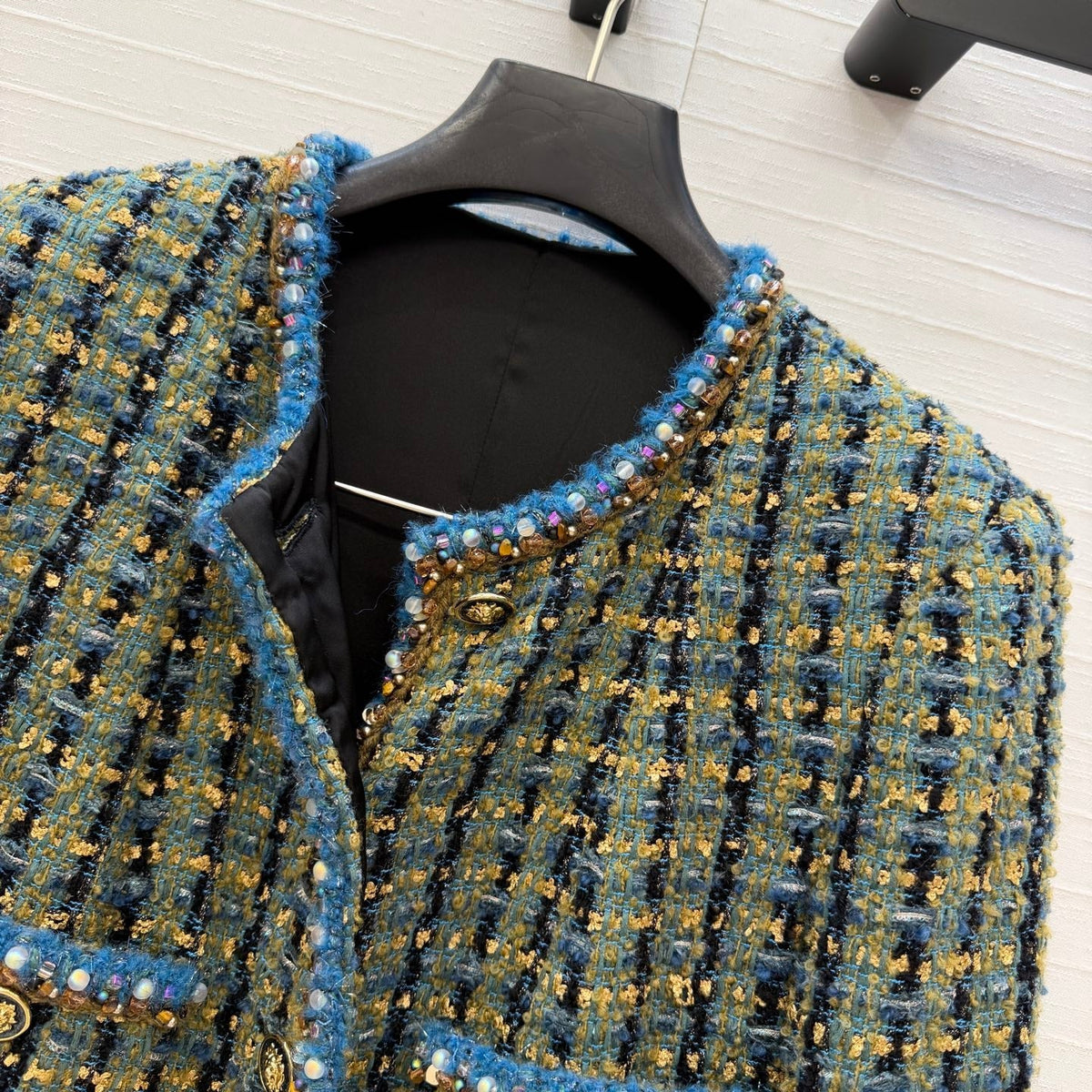 CC 25A Blue Gold Tweed Beaded Trim Lion Button Jacket 425955