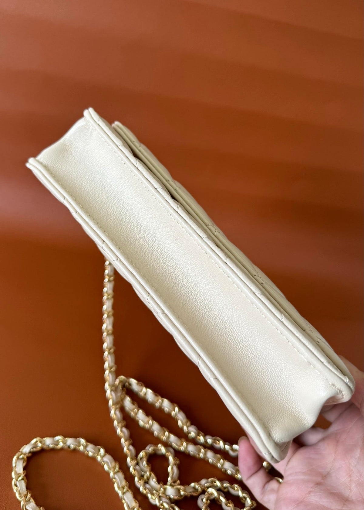 CC WOC 20cm White Lambskin GHW 223277