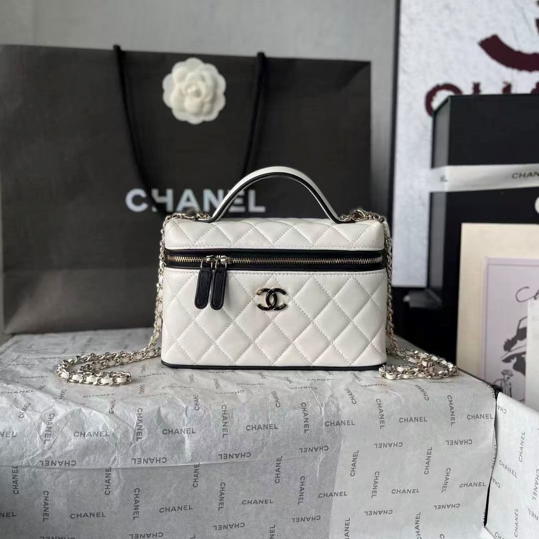 CC Top Handle Long Vanity Case 19.5cm Black White Lambskin