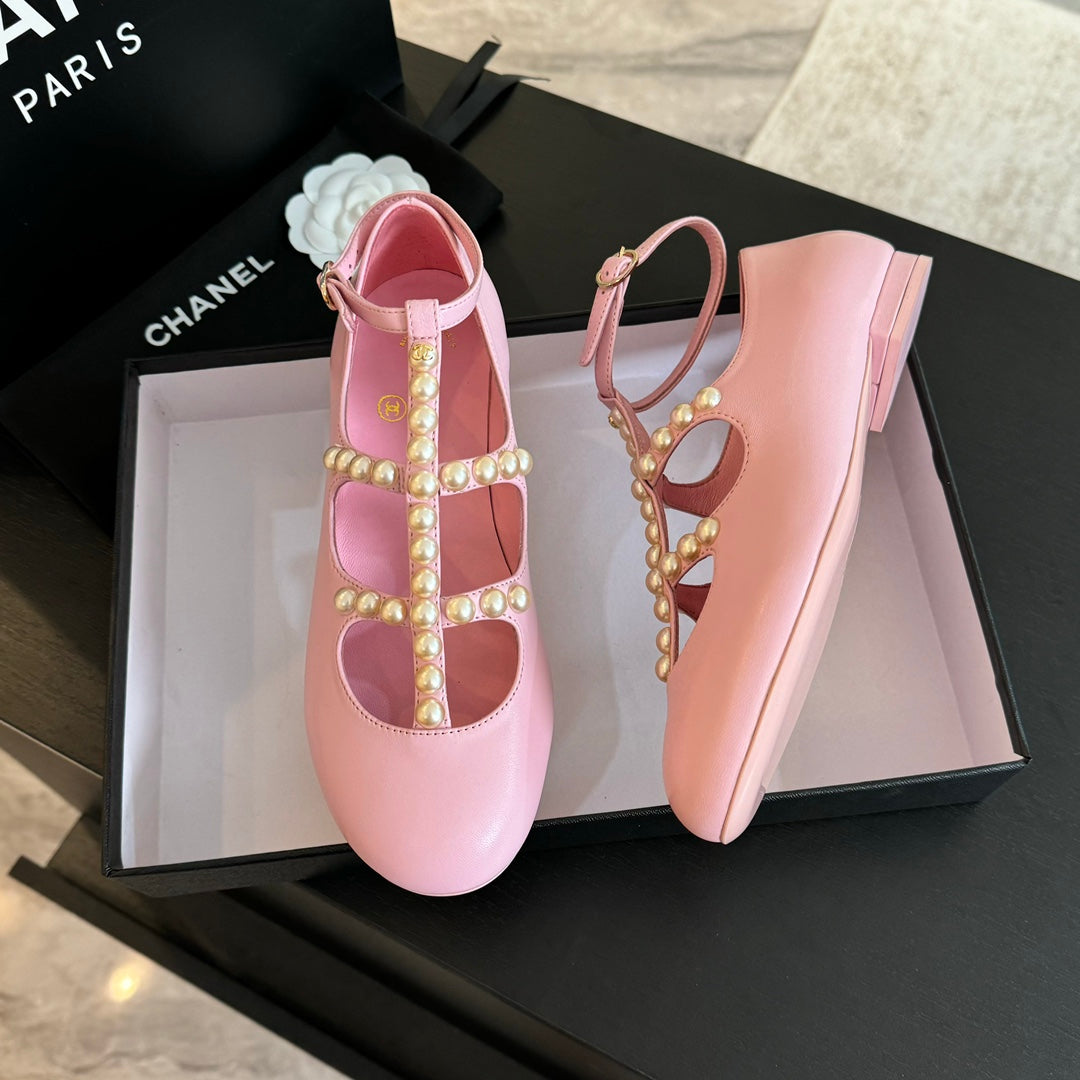 MARY JANES SHOES LIGHT PINK GOATSKIN WITH FAUX PEARL