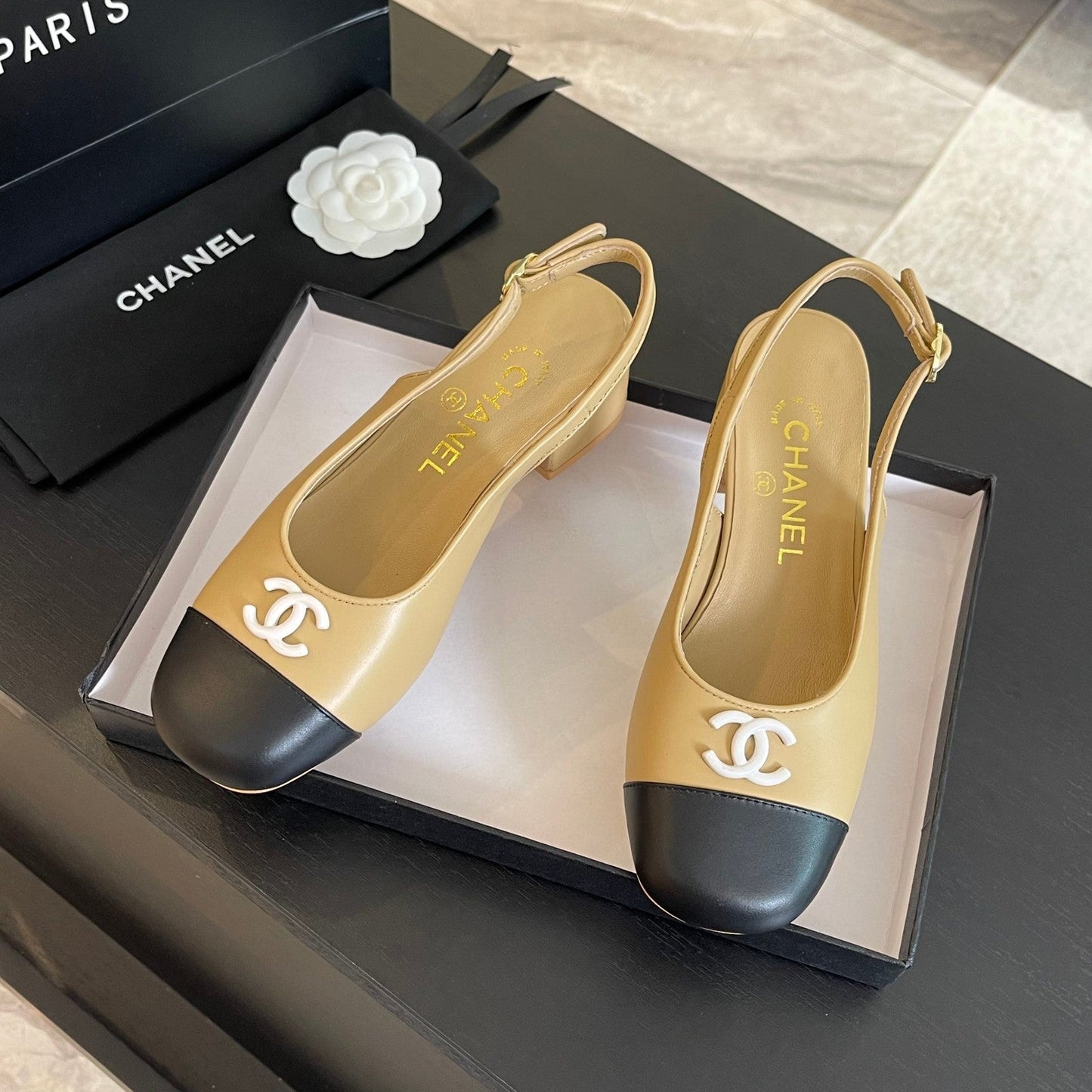 cc slingback 50 beige black calfskin
