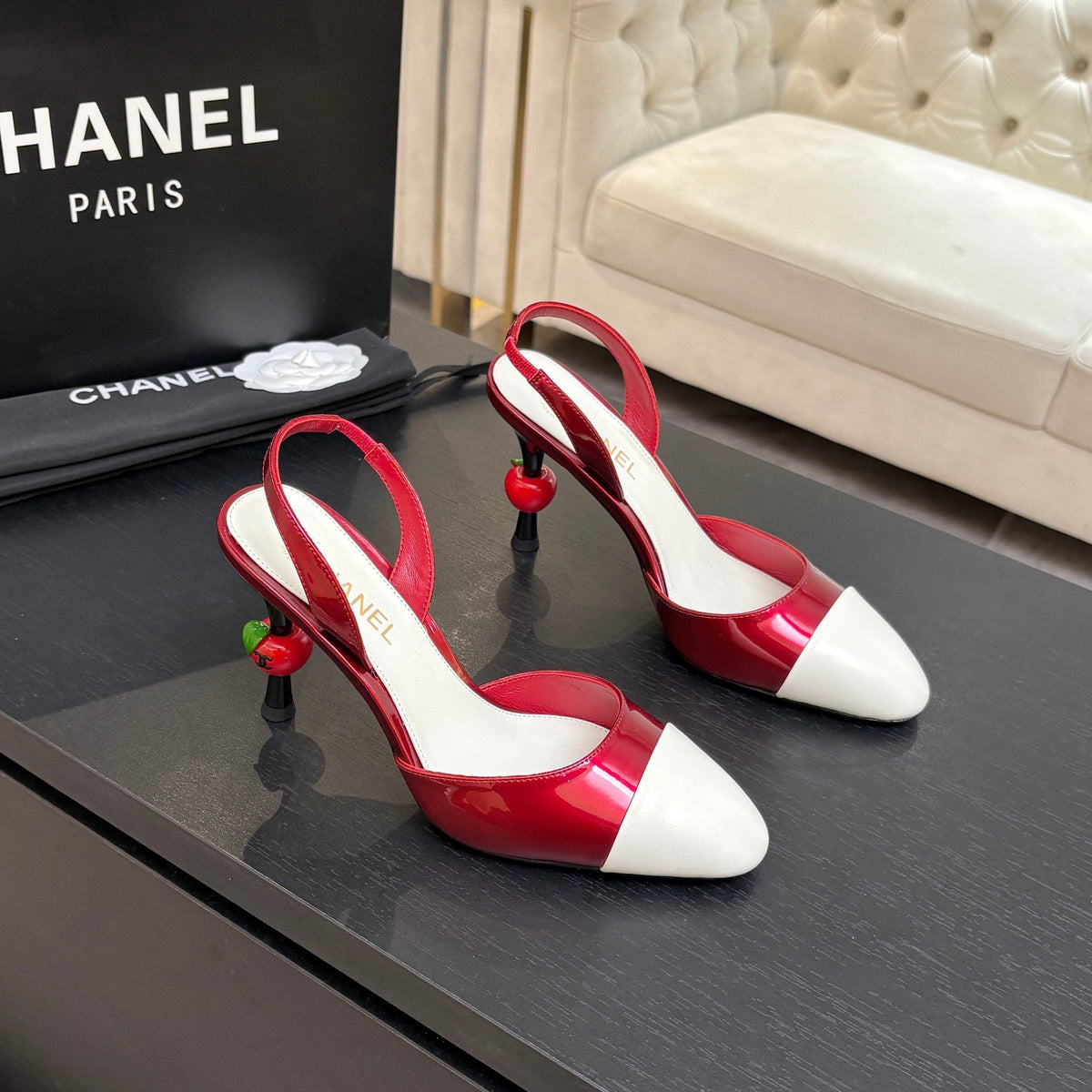 CC Métiers d’art 2026 Slingbacks 8.5cm White Red Leather 847276