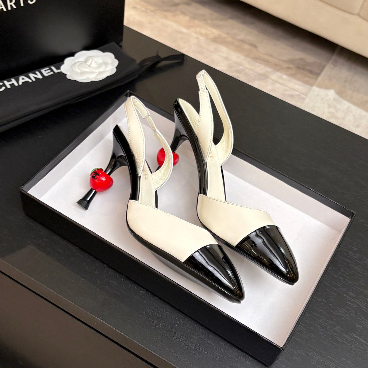 CC Métiers d’art 2026 Slingbacks 8.5cm White Leather 847280