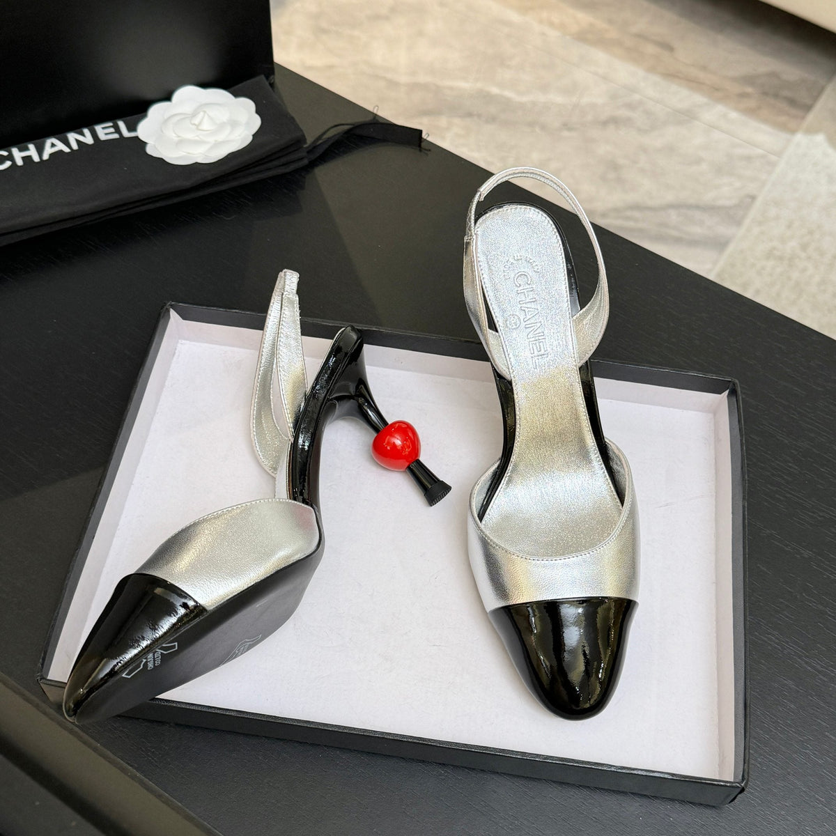 CC Métiers d’art 2026 Slingbacks 8.5cm Sliver Leather 847282