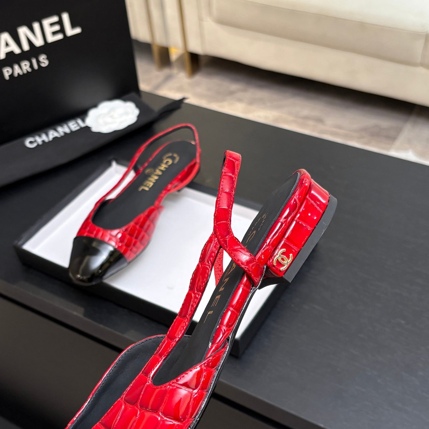 CC 26s Classic Slingback Flat Black Bright Red Crocodile Embossed Patent Leather 907634