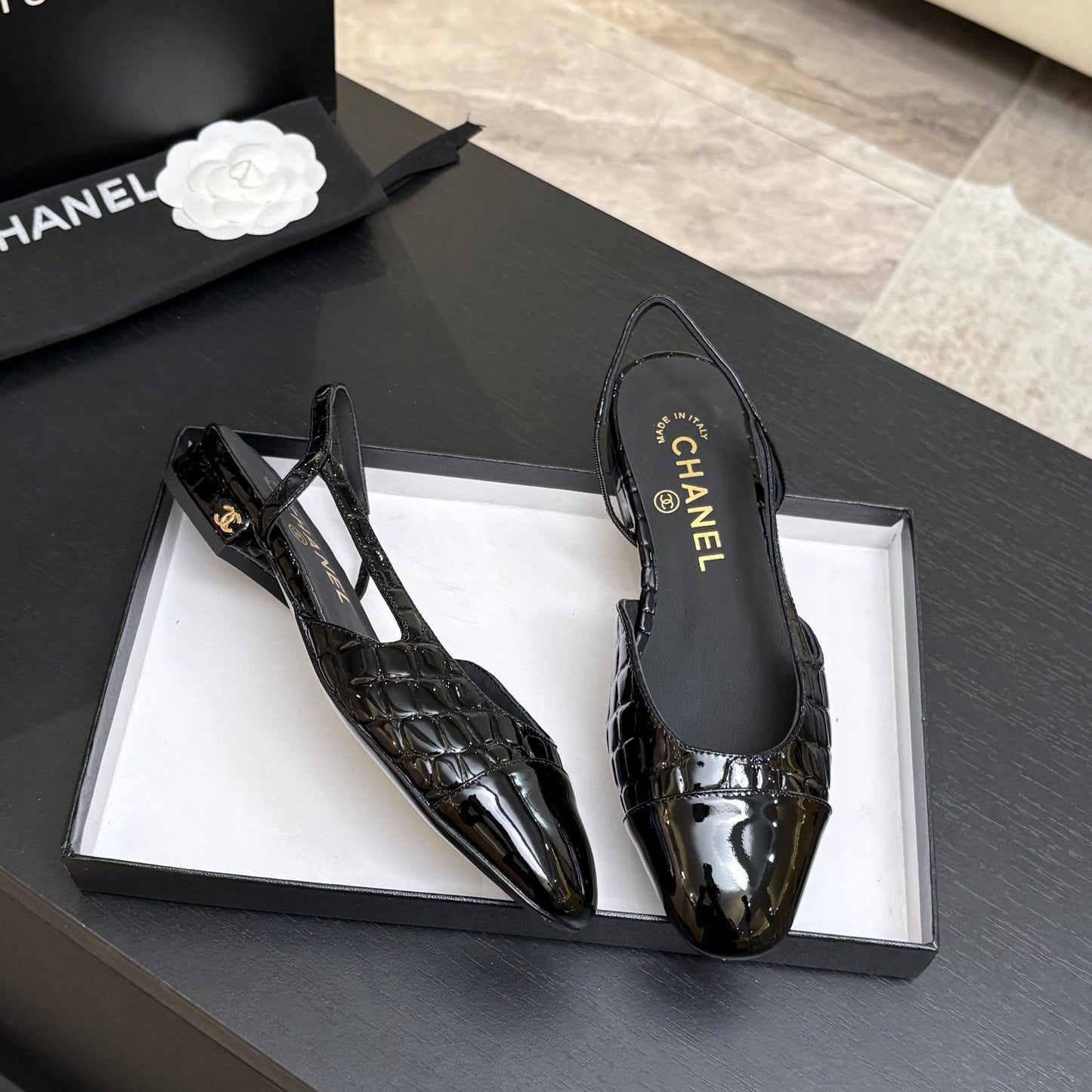 CC 26s Classic Slingback Flat Black Crocodile Embossed Patent Leather 907637