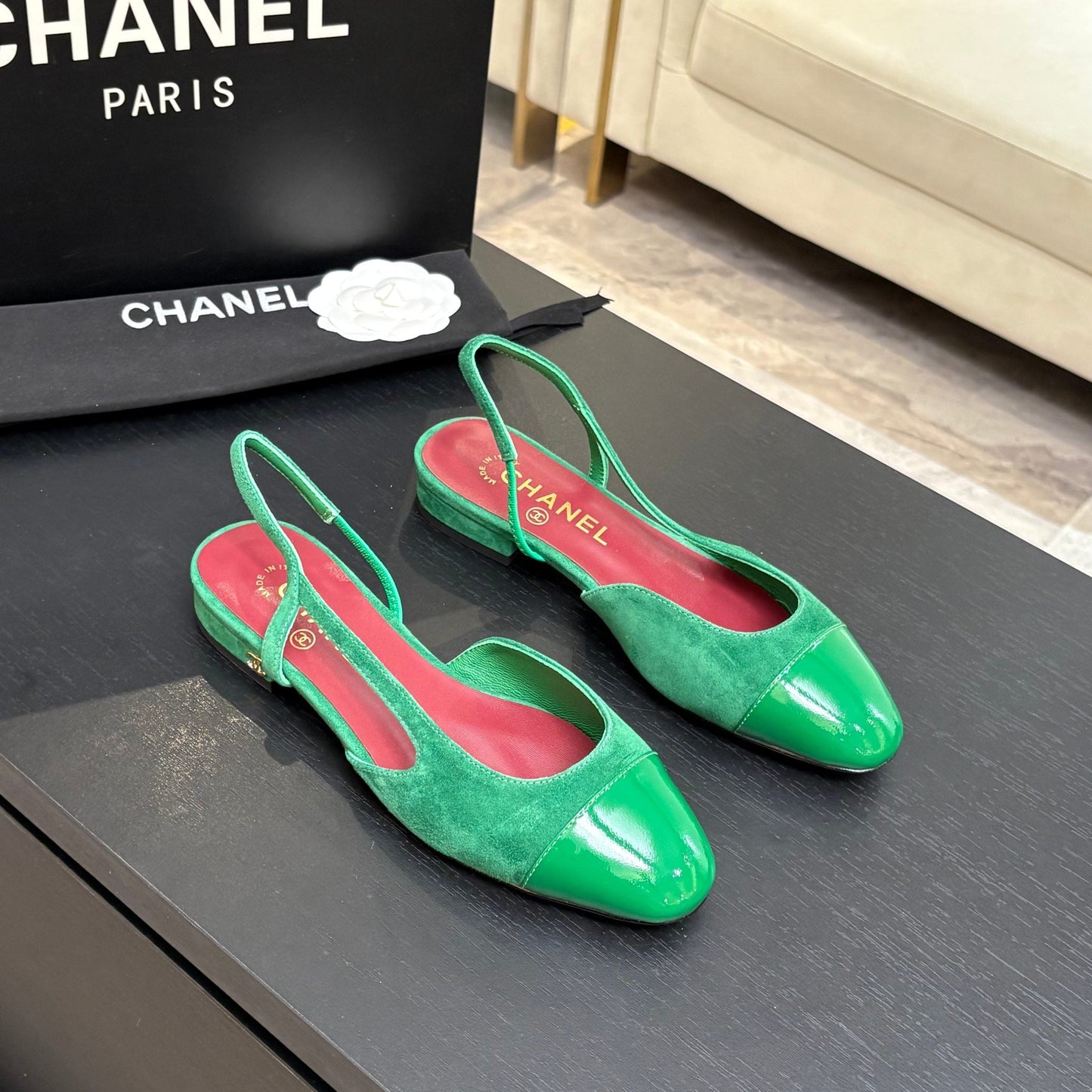 CC 26s Classic Slingback Flat Green Suede Patent Leather 907644