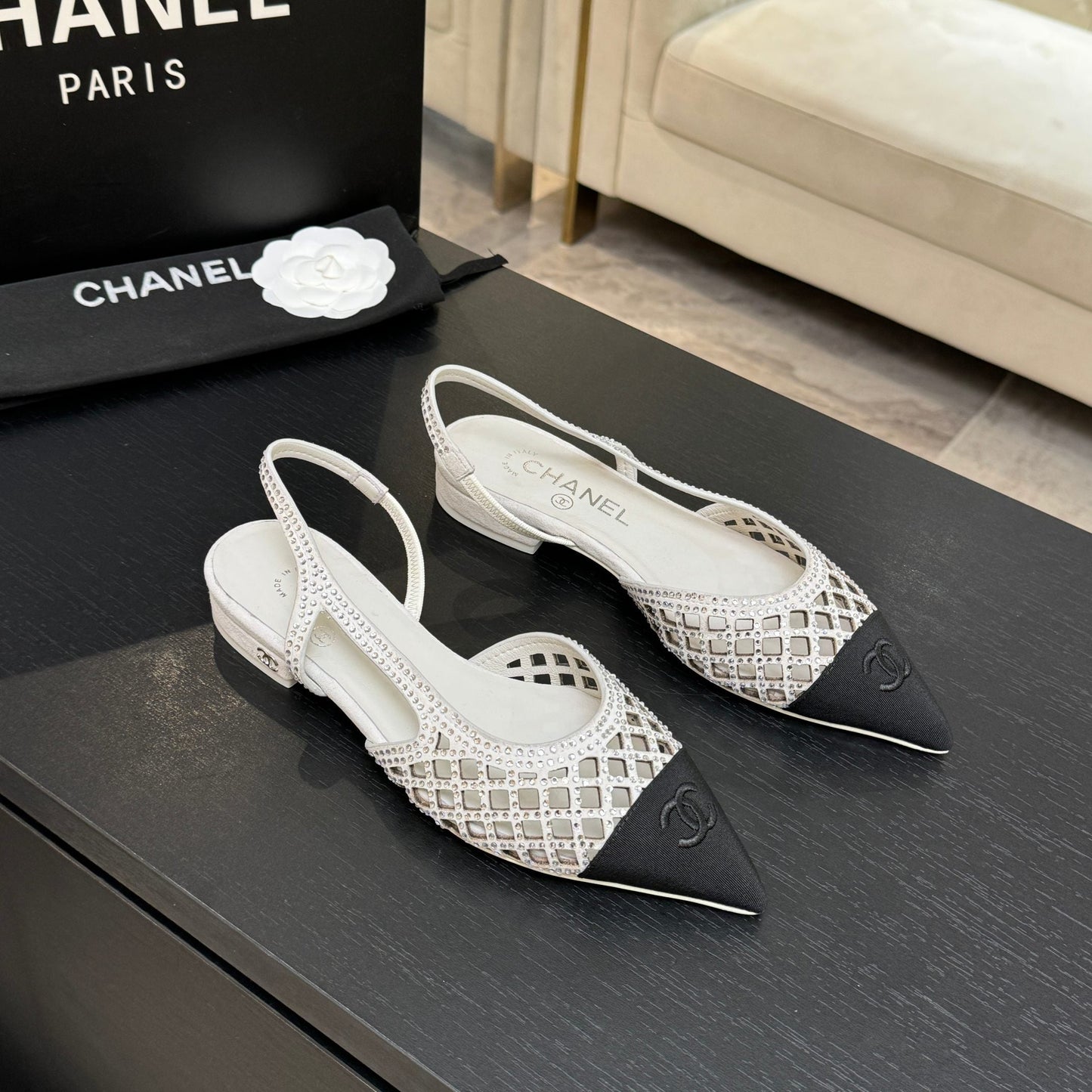 CC 26s Rhinestone Slingback Flat Shoe White Black Suede Canvas 907698