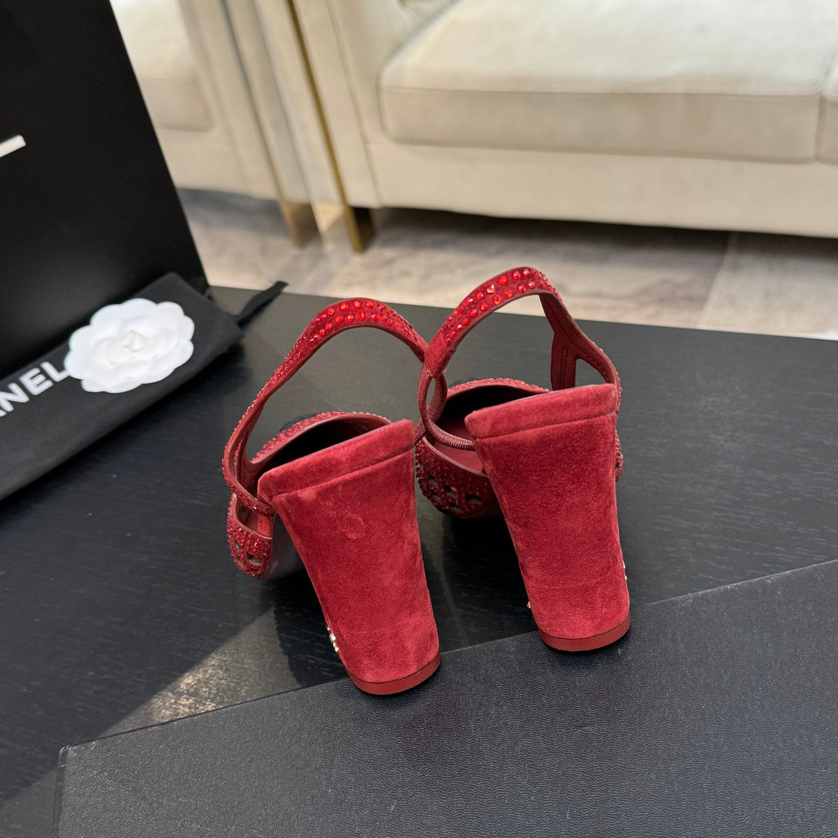 CC 26s Rhinestone Pointed-Toe Shoe Red Black Suede Canvas 907705